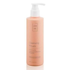 Lavish Care Cleansing Milk 200ml